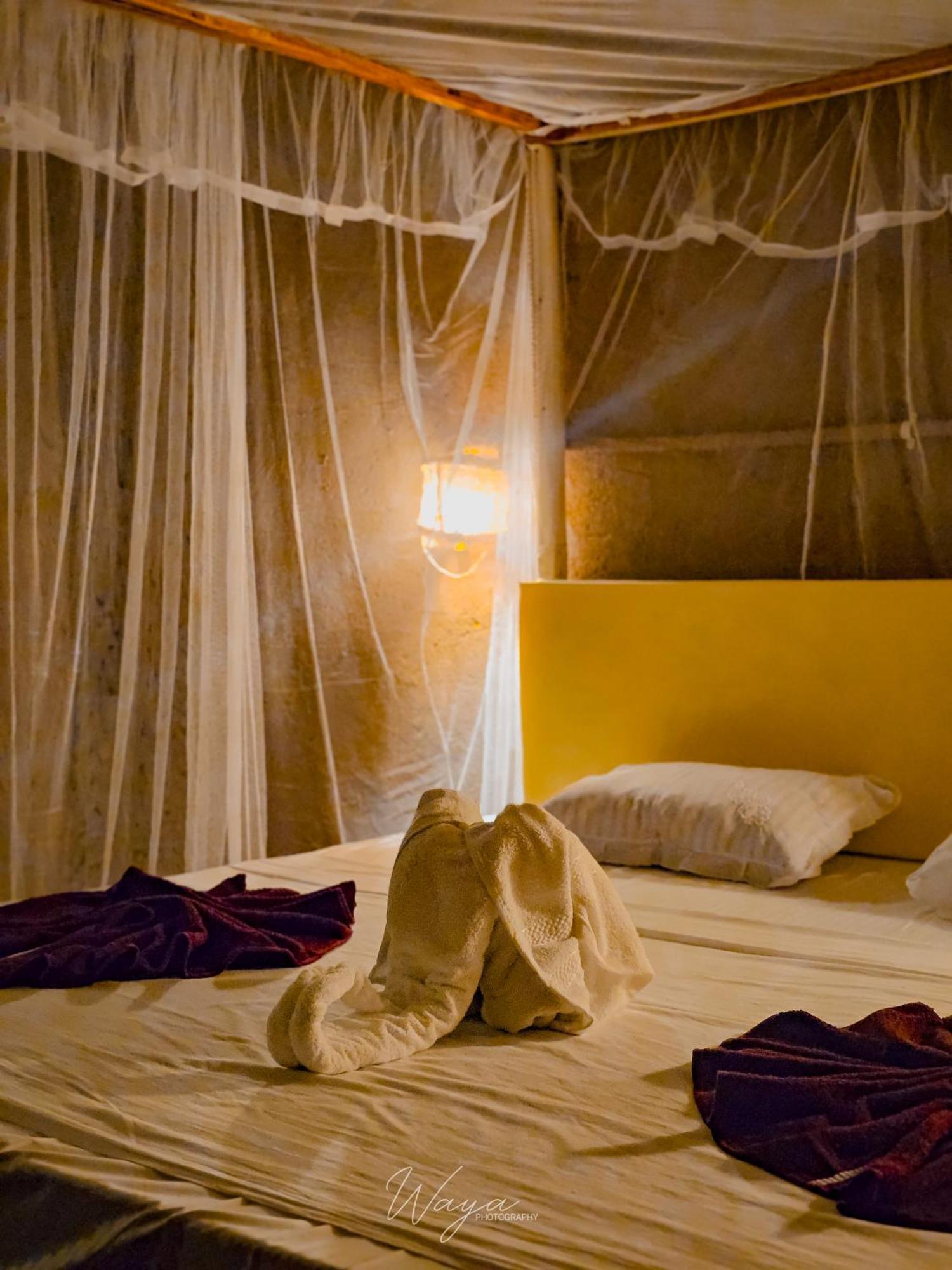 Wild Safari Clay House Hotel Udawalawe Exterior photo